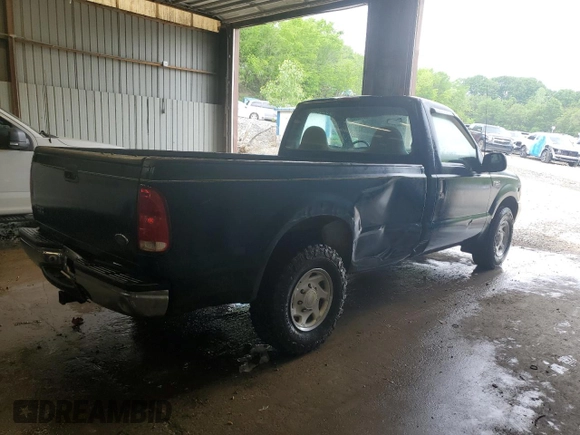 1999 Ford F-250 XL z VIN 1FTNF20L9XEE52553, wystawiony jako Copart lot #56112035 z przebiegiem 114 086 mil mil oraz Czysty tytuł • Clean title. Historia ofert i sprzedaży dostępna na DreamBid. Obrazek 3.