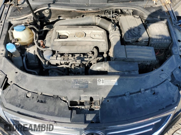 2010 Volkswagen CC Luxury with VIN WVWHL7AN2AE520847, listed as a Copart auction lot 85290384 with 140,660 mi miles and Salvage title. Bid and sale history available at DreamBid. Image 13.