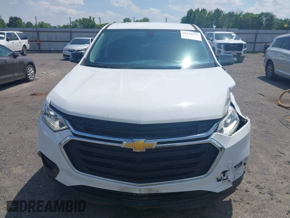 2020 Chevrolet Traverse LS z VIN 1GNERFKW8LJ262886, wystawiony jako IAAI lot #42124771 z przebiegiem 22 357 mil mil oraz . Historia ofert i sprzedaży dostępna na DreamBid. Obrazek 12.