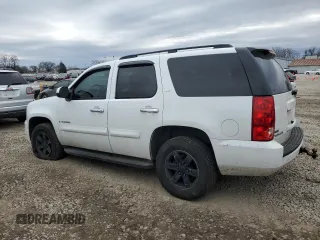 2008 GMC Yukon SLT w/4SA with VIN 1GKFK13068J202051, listed as a Copart auction lot 43510655 with 176,853 mi miles and Salvage Title. Bid and sale history available at carsss.com. Image 2.