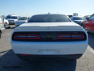 2015 Dodge Challenger SXT Plus with VIN 2C3CDZBG9FH717750, listed as a IAAI auction lot 41797958 with 189,139 mi miles. Bid and sale history available at carsss.com. Image 16.