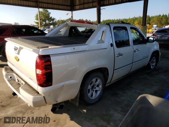 2013 Chevrolet Avalanche LTZ with VIN 3GNTKGE78DG342066, listed as a Copart auction lot 74980564 with 130,265 mi miles and Salvage Title. Bid and sale history available at DreamBid. Image 3.