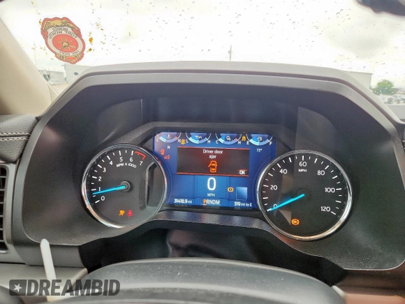 2022 Ford Expedition XLT with VIN 1FMJU1HT5NEA48449, listed as a Copart auction lot 61662065 with 31,418 mi miles and Salvage title. Bid and sale history available at DreamBid. Image 9.