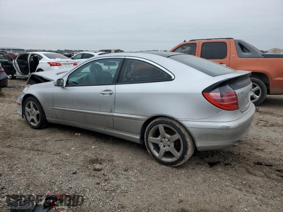 2004 Mercedes-Benz C 230 Kompressor z VIN WDBRN40J64A618916, wystawiony jako Copart lot #45373525 z przebiegiem 139 917 mil mil oraz Szkoda całkowita • Salvage title. Historia ofert i sprzedaży dostępna na DreamBid. Obrazek 2.