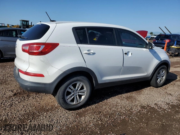 2011 Kia Sportage LX with VIN KNDPBCA21B7043430, listed as a Copart auction lot 62147965 with 201,807 mi miles and Clean title. Bid and sale history available at DreamBid. Image 3.