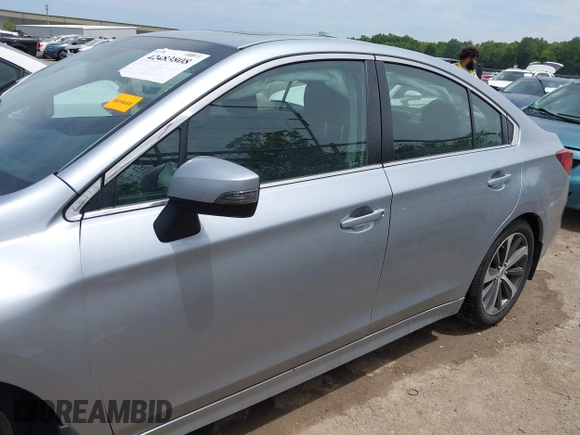 2017 Subaru Legacy Limited z VIN 4S3BNAN6XH3041226, wystawiony jako IAAI lot #42483808 z przebiegiem 47 210 mil mil oraz . Historia ofert i sprzedaży dostępna na DreamBid. Obrazek 14.