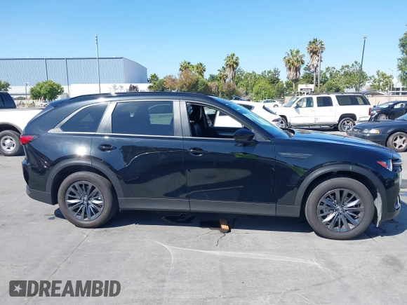 2025 Mazda CX-70 Preferred with VIN JM3KJBHD7S1115403, listed as a IAAI auction lot 42504874 with 21,747 mi miles and . Bid and sale history available at DreamBid. Image 13.