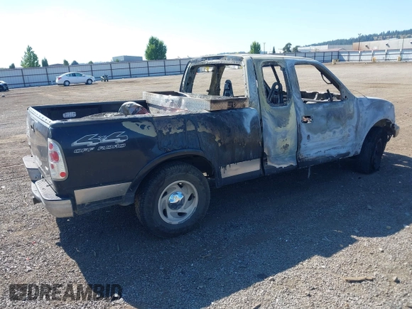 1999 Ford F-150 XL z VIN 1FTRX18L5XNB80564, wystawiony jako IAAI lot #42670775 z przebiegiem Nie podano mil oraz . Historia ofert i sprzedaży dostępna na DreamBid. Obrazek 4.