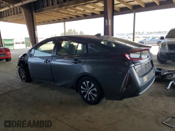 2022 Toyota Prius LE with VIN JTDKAMFP8N3213625, listed as a Copart auction lot 55500485 with 85,942 mi miles and Salvage title. Bid and sale history available at DreamBid. Image 2.