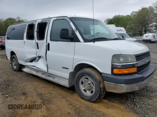 2005 Chevrolet Express Passenger with VIN 1GAHG39U351116163, listed as a Copart auction lot 51605745 with 139,372 mi miles and Clean title. Bid and sale history available at DreamBid. Image 4.