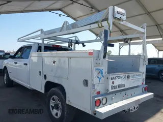 2020 Ram 2500 Tradesman with VIN 3C7WR4HJ2LG307824, listed as a IAAI auction lot 42555072 with 114,385 mi miles and . Bid and sale history available at DreamBid. Image 3.