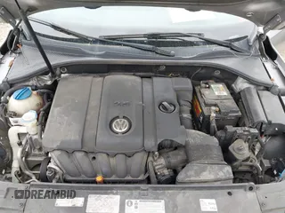 2013 Volkswagen Passat SE w/Sunroof & Nav with VIN 1VWBP7A30DC112563, listed as a IAAI auction lot 41917390 with 222,008 mi miles. Bid and sale history available at carsss.com. Image 10.