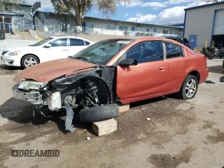 2003 Saturn ION ION 3 z VIN 1G8AV12F93Z189724, wystawiony jako Copart lot #57637855 z przebiegiem 143 060 mil mil oraz Szkoda całkowita • Salvage title. Historia ofert i sprzedaży dostępna na DreamBid. Obrazek 1.