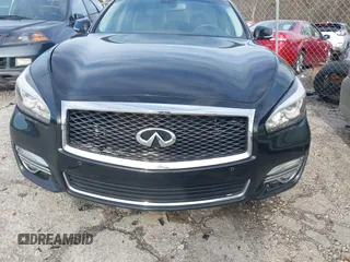 2017 Infiniti Q70 3.7 with VIN JN1BY1PR6HM210363, listed as a IAAI auction lot 41578525 with 111,792 mi miles and . Bid and sale history available at DreamBid. Image 12.