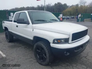 2001 Dodge Ram 1500 with VIN 1B7HF13YX1J273581, listed as a IAAI auction lot 41965682 with 73,375 mi miles. Bid and sale history available at carsss.com. Image 1.