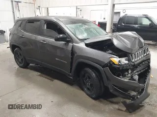 2019 Jeep Compass Sport with VIN 3C4NJCAB1KT762800, listed as a IAAI auction lot 41917374 with 90,184 mi miles and . Bid and sale history available at DreamBid. Image 1.