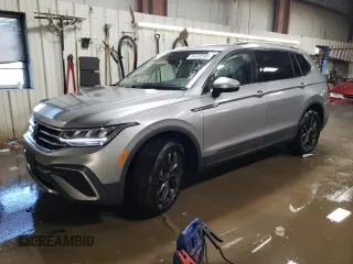 2024 Volkswagen Tiguan SE z VIN 3VVMB7AXXRM113563, wystawiony jako Copart lot #44438595 z przebiegiem 819 mil mil oraz Szkoda całkowita • Salvage title. Historia ofert i sprzedaży dostępna na DreamBid. Obrazek 1.