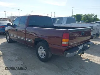 2001 Chevrolet Silverado 1500 LS with VIN 2GCEC19T611362534, listed as a IAAI auction lot 42262537 with 231,398 mi miles and . Bid and sale history available at DreamBid. Image 3.