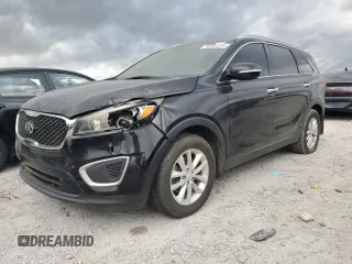 2018 Kia Sorento LX z VIN 5XYPG4A39JG355206, wystawiony jako Copart lot #55303315 z przebiegiem 192 605 mil mil oraz Czysty tytuł • Clean title. Historia ofert i sprzedaży dostępna na DreamBid. Obrazek 1.