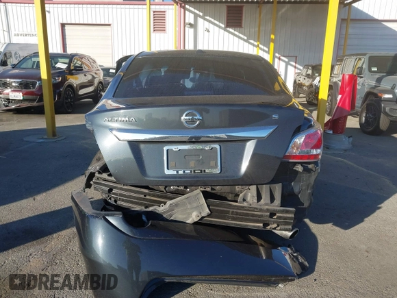 2015 Nissan Altima S with VIN 1N4AL3AP3FC410037, listed as a IAAI auction lot 41246632 with 140,174 mi miles and . Bid and sale history available at DreamBid. Image 17.
