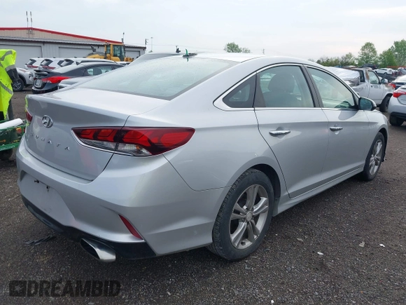 2018 Hyundai Sonata SEL with VIN 5NPE34AFXJH643127, listed as a IAAI auction lot 42155285 with 72,421 mi miles and . Bid and sale history available at carsss.com. Image 4.