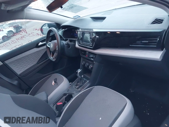 2024 Volkswagen Taos S с VIN 3VV5X7B26RM078934, выставлен на аукционе IAAI как лот 41802423 с пробегом 12 233 миль миль и . История ставок и продаж доступна на DreamBid. Изображение 5.