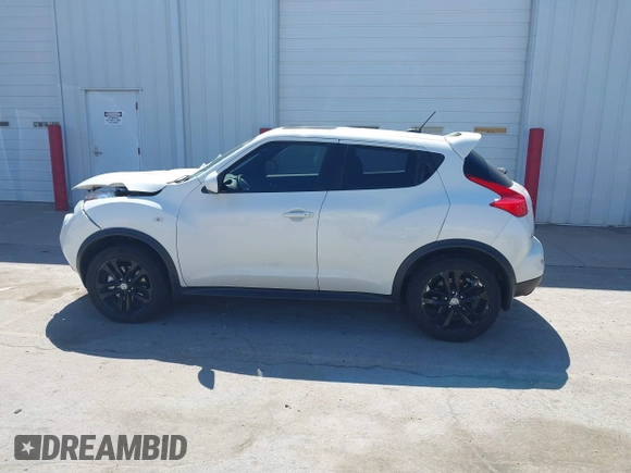 2014 Nissan Juke Nismo z VIN JN8AF5MV7ET357773, wystawiony jako IAAI lot #41994767 z przebiegiem 135 424 mil mil oraz . Historia ofert i sprzedaży dostępna na DreamBid. Obrazek 14.