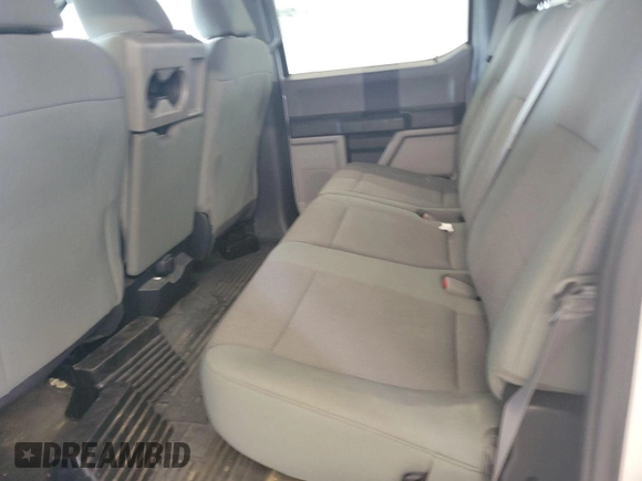 2019 Ford F-250 XL z VIN 1FT7W2B61KEF86319, wystawiony jako IAAI lot #42801635 z przebiegiem 31 051 mil mil oraz . Historia ofert i sprzedaży dostępna na DreamBid. Obrazek 28.