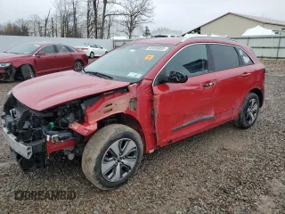 2018 Kia Niro LX with VIN KNDCB3LC8J5110345, listed as a Copart auction lot 52456055 with 90,232 mi miles and Salvage Title. Bid and sale history available at carsss.com. Image 1.