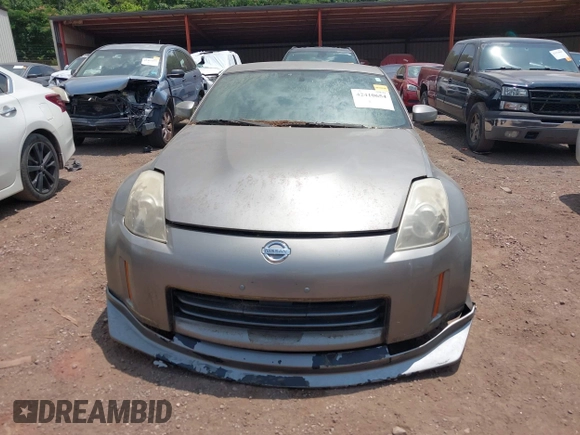 2008 Nissan 350Z Nismo z VIN JN1BZ34E88M753028, wystawiony jako IAAI lot #42410654 z przebiegiem 122 854 mil mil oraz . Historia ofert i sprzedaży dostępna na DreamBid. Obrazek 6.