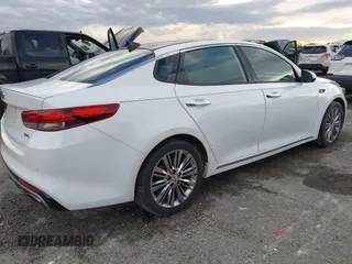 2018 Kia Optima SX z VIN 5XXGV4L21JG182103, wystawiony jako IAAI lot #40522762 z przebiegiem 60 542 mil mil oraz . Historia ofert i sprzedaży dostępna na DreamBid. Obrazek 4.