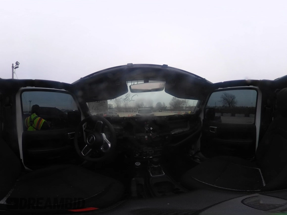 2023 Jeep Gladiator Overland z VIN 1C6HJTFG6PL516742, wystawiony jako IAAI lot #41565864 z przebiegiem Nie podano mil oraz . Historia ofert i sprzedaży dostępna na DreamBid. Obrazek 19.