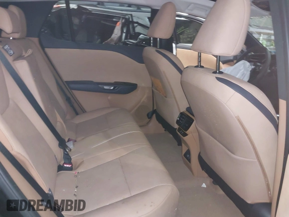 2024 Lexus RZ 300e Premium z VIN JTJABABB4RA001496, wystawiony jako IAAI lot #41402646 z przebiegiem 4 819 mil mil oraz . Historia ofert i sprzedaży dostępna na DreamBid. Obrazek 8.