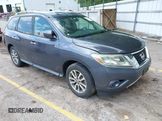 2013 Nissan Pathfinder Platinum with VIN 5N1AR2MM4DC646130, listed as a IAAI auction lot 42623149 with 154,954 mi miles and . Bid and sale history available at DreamBid. Image 1.