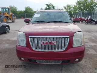2008 GMC Yukon Denali z VIN 1GKFK63858J162600, wystawiony jako IAAI lot #42485629 z przebiegiem 271 690 mil mil oraz . Historia ofert i sprzedaży dostępna na DreamBid. Obrazek 12.
