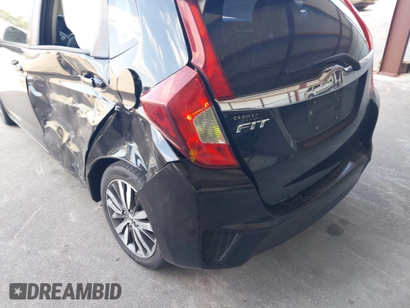2015 Honda Fit EX-L with VIN 3HGGK5H82FM706622, listed as a IAAI auction lot 41767389 with 95,670 mi miles. Bid and sale history available at carsss.com. Image 16.