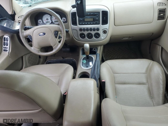 2006 Ford Escape Limited with VIN 1FMYU94106KD09748, listed as a Copart auction lot 44041745 with 0 mi miles and Non Repairable. Bid and sale history available at carsss.com. Image 8.