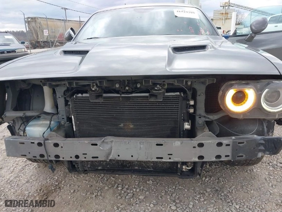 2018 Dodge Challenger SXT with VIN 2C3CDZAG4JH121827, listed as a IAAI auction lot 41519295 with NaN miles. Bid and sale history available at carsss.com. Image 6.