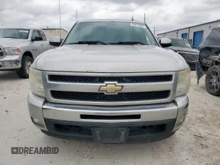 2011 Chevrolet Silverado 1500 LT with VIN 3GCPCSE06BG385931, listed as a Copart auction lot 52076985 with 187,151 mi miles and Salvage Title. Bid and sale history available at DreamBid. Image 5.