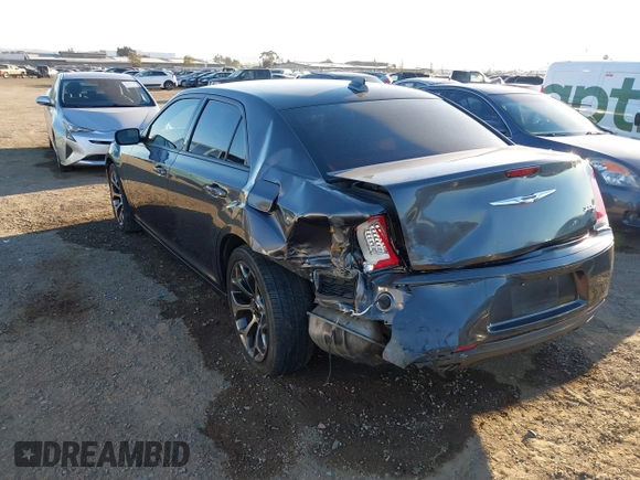 2018 Chrysler 300 with VIN 2C3CCABG5JH214228, listed as a IAAI auction lot 41647033 with 133,224 mi miles. Bid and sale history available at carsss.com. Image 3.