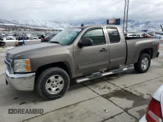 2012 Chevrolet Silverado 1500 LT with VIN 1GCRKSE73CZ267443, listed as a Copart auction lot 44634725 with 152,724 mi miles and Salvage Title. Bid and sale history available at carsss.com. Image 1.