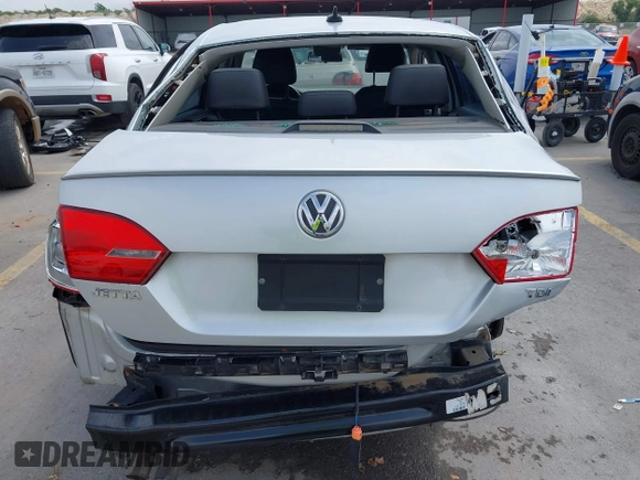 2012 Volkswagen Jetta TDI w/Premium & Nav with VIN 3VWLL7AJXCM359181, listed as a IAAI auction lot 42110771 with 148,547 mi miles and . Bid and sale history available at DreamBid. Image 17.