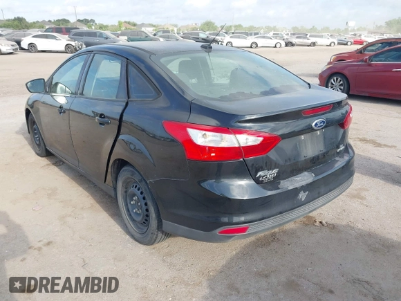 2012 Ford Focus SE with VIN 1FAHP3F24CL381806, listed as a IAAI auction lot 42058773 with Not Provided miles and . Bid and sale history available at DreamBid. Image 3.