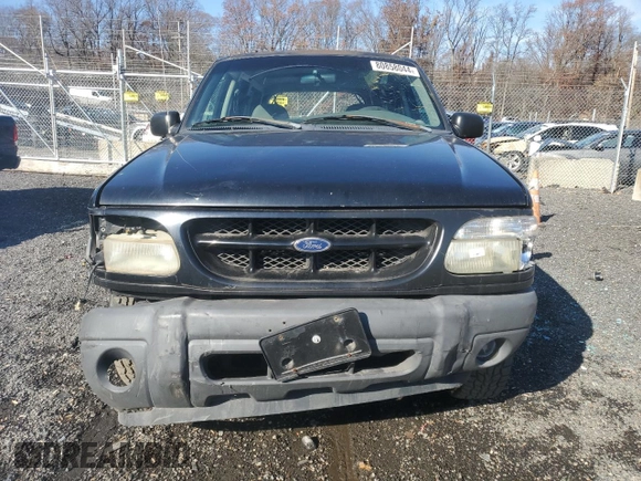 2000 Ford Explorer XLS z VIN 1FMZU62X3YZB92977, wystawiony jako Copart lot #80858044 z przebiegiem 239 166 mil mil oraz Szkoda całkowita • Salvage title. Historia ofert i sprzedaży dostępna na DreamBid. Obrazek 5.
