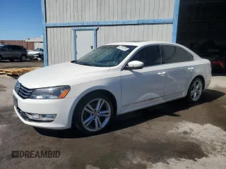 2015 Volkswagen Passat SE with VIN 1VWBT7A37FC021319, listed as a Copart auction lot 49633855 with 122,006 mi miles and Clean title. Bid and sale history available at DreamBid. Image 1.