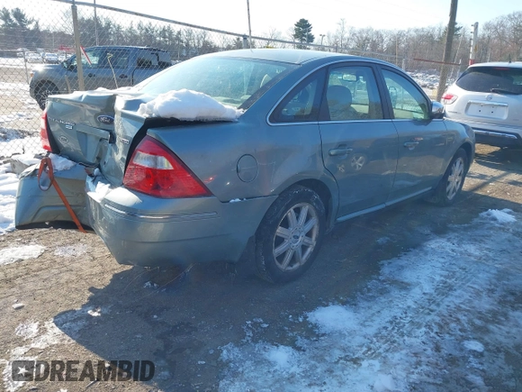 2006 Ford Five Hundred Limited with VIN 1FAHP281X6G159959, listed as a IAAI auction lot 41410464 with 156,724 mi miles. Bid and sale history available at carsss.com. Image 4.
