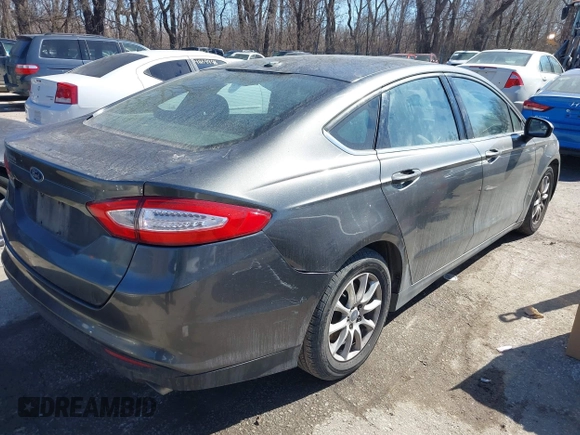 2015 Ford Fusion S with VIN 1FA6P0G76F5102168, listed as a IAAI auction lot 41662439 with 248,095 mi miles. Bid and sale history available at carsss.com. Image 4.