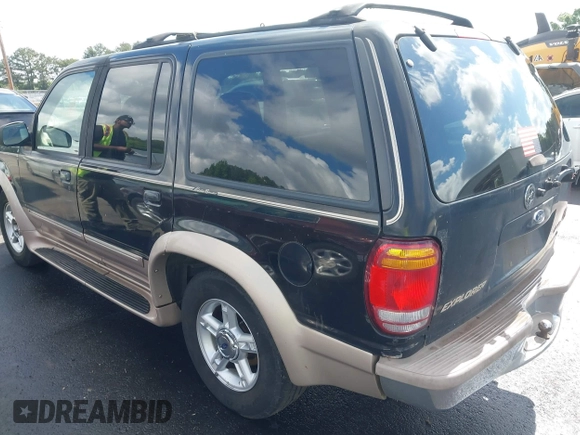 1998 Ford Explorer XL z VIN 1FMZU34E4WZB88783, wystawiony jako IAAI lot #42260171 z przebiegiem 290 582 mil mil oraz . Historia ofert i sprzedaży dostępna na DreamBid. Obrazek 3.