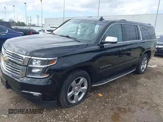2018 Chevrolet Suburban Premier z VIN 1GNSKJKC2JR250540, wystawiony jako IAAI lot #41475451 z przebiegiem 38 751 mil mil oraz . Historia ofert i sprzedaży dostępna na DreamBid. Obrazek 18.