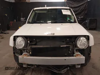 2014 Jeep Patriot Limited с VIN 1C4NJRCB5ED625191, выставлен на аукционе IAAI как лот 42149885 с пробегом 79 460 миль миль и . История ставок и продаж доступна на DreamBid. Изображение 12.